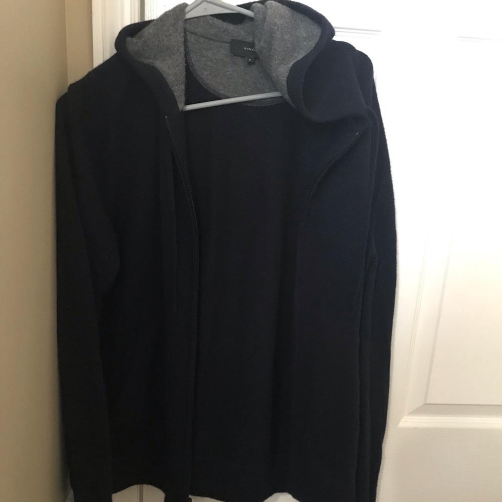 Vince Men’s Medium 100% cashmere full zip hoody, dark navy blue